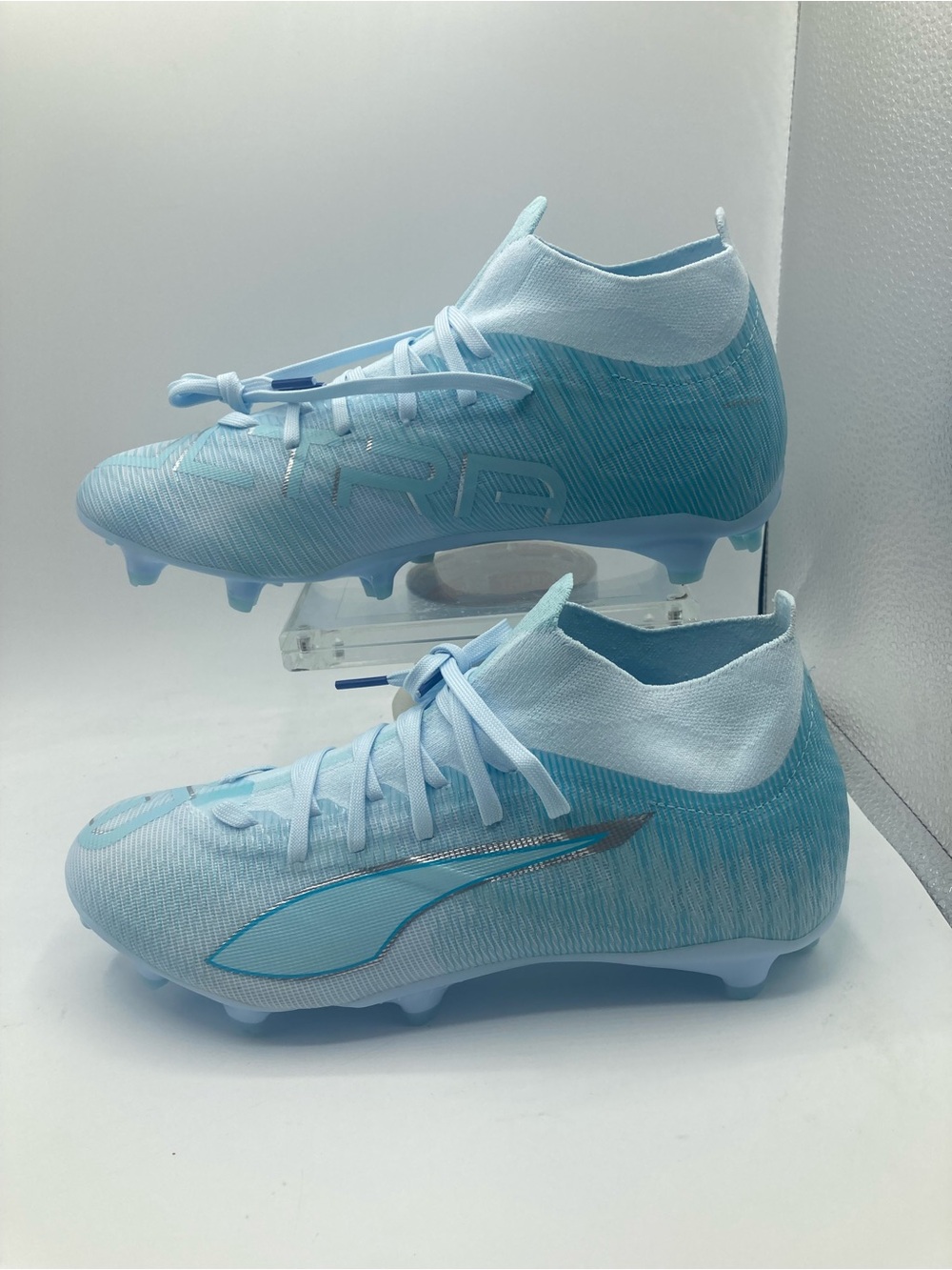 Puma Ultra Match 5 Soccer Cleats (Women’s) Size 9